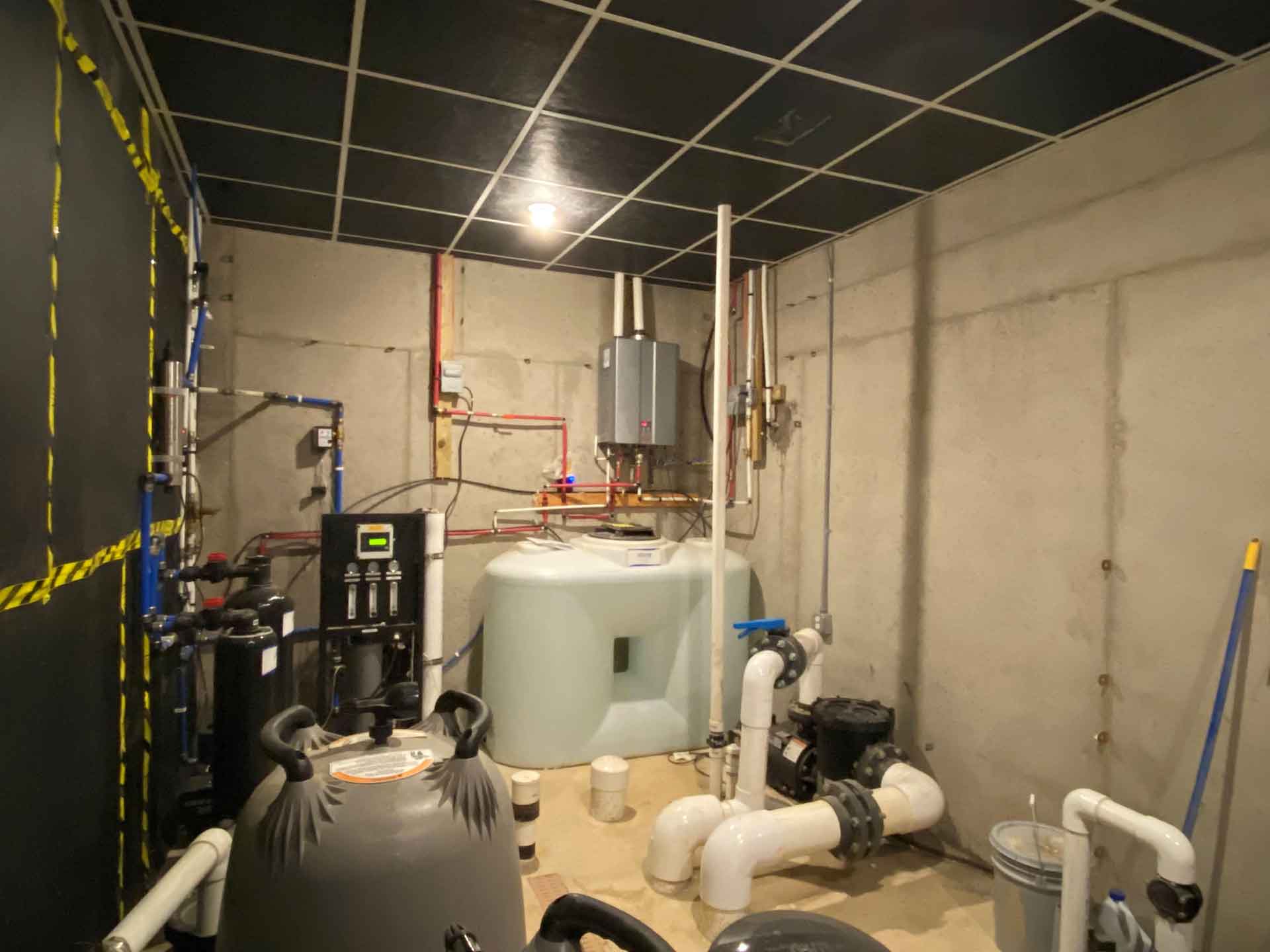 Mixner-2-CL-Cr-1920 Pump Room Noise Solution