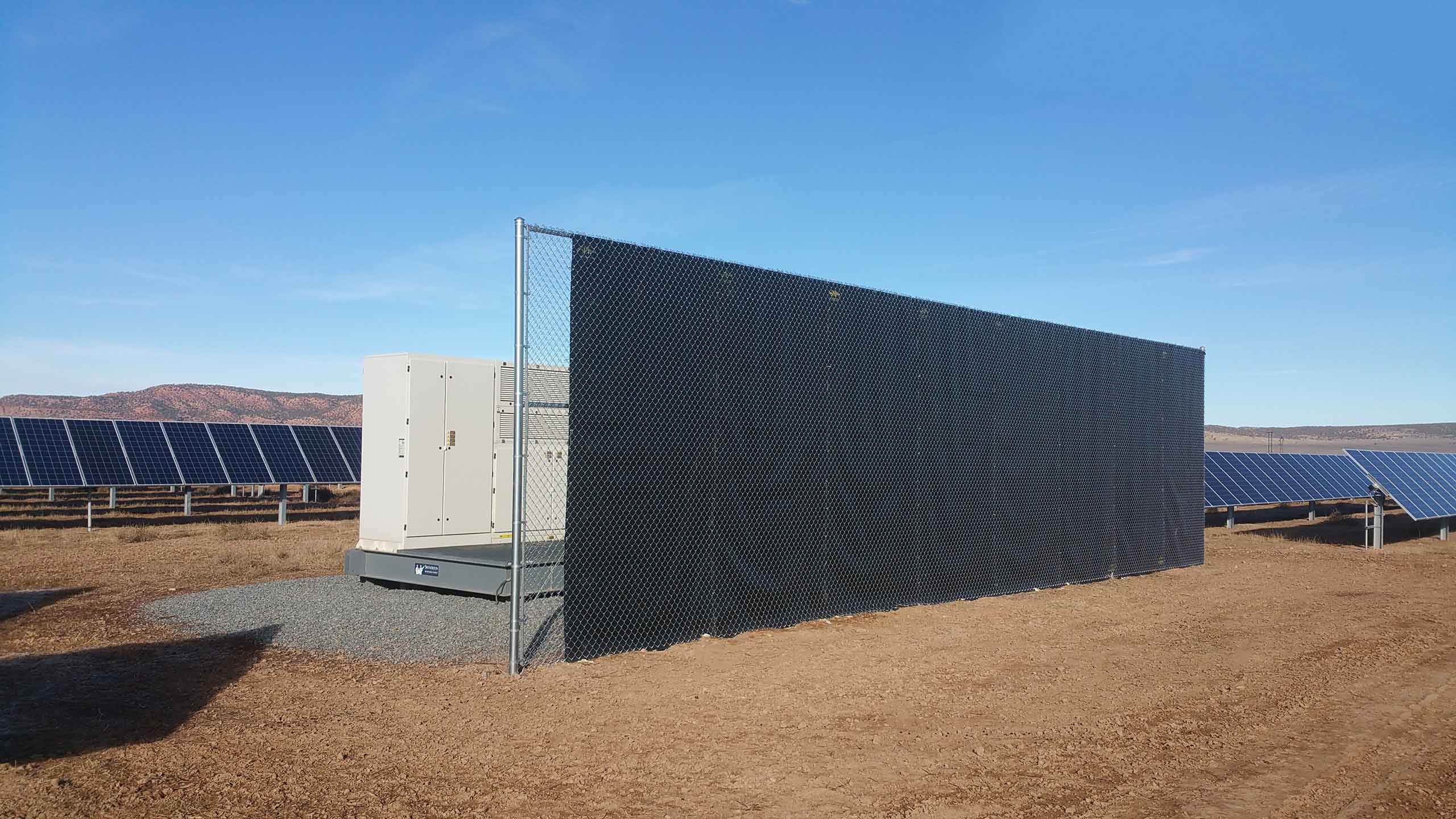 Red-Hills-Solar-Farm-Barrier2-CL-2560 Solar Inverter Noise Barrier