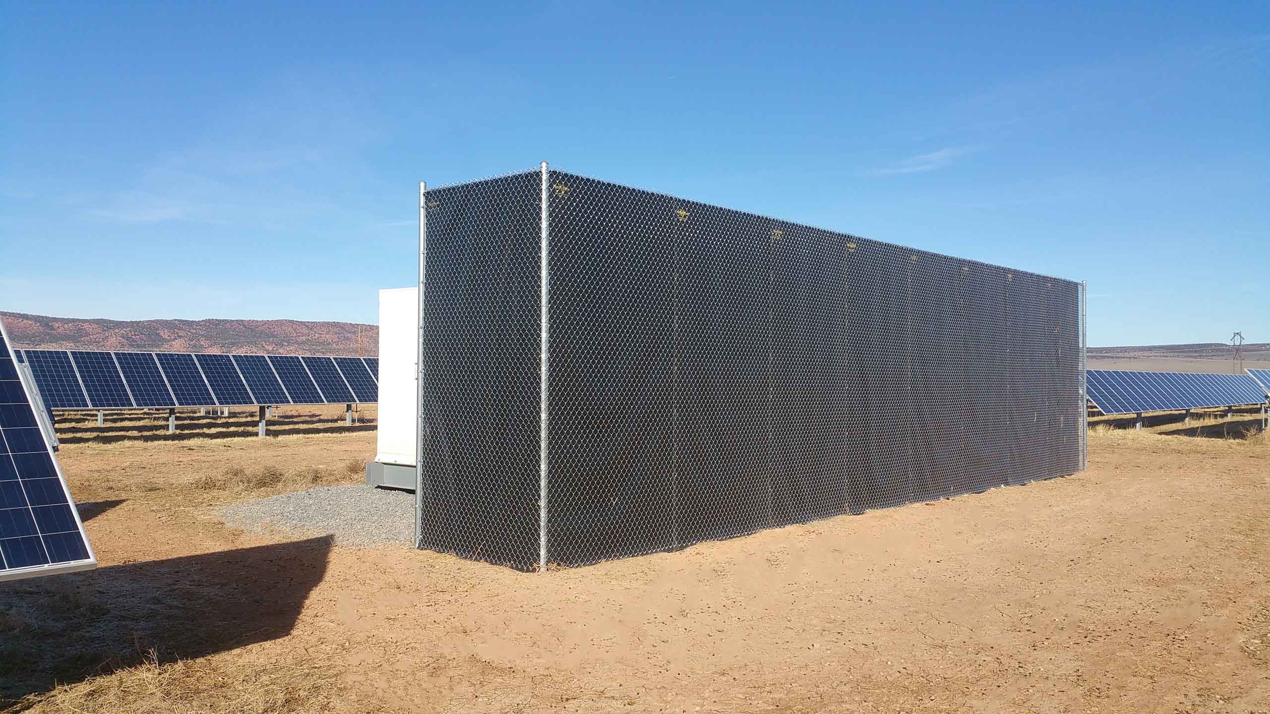 Red-Hills-Solar-Farm-Barrier3In-CL-2560 Solar Inverter Noise Barrier